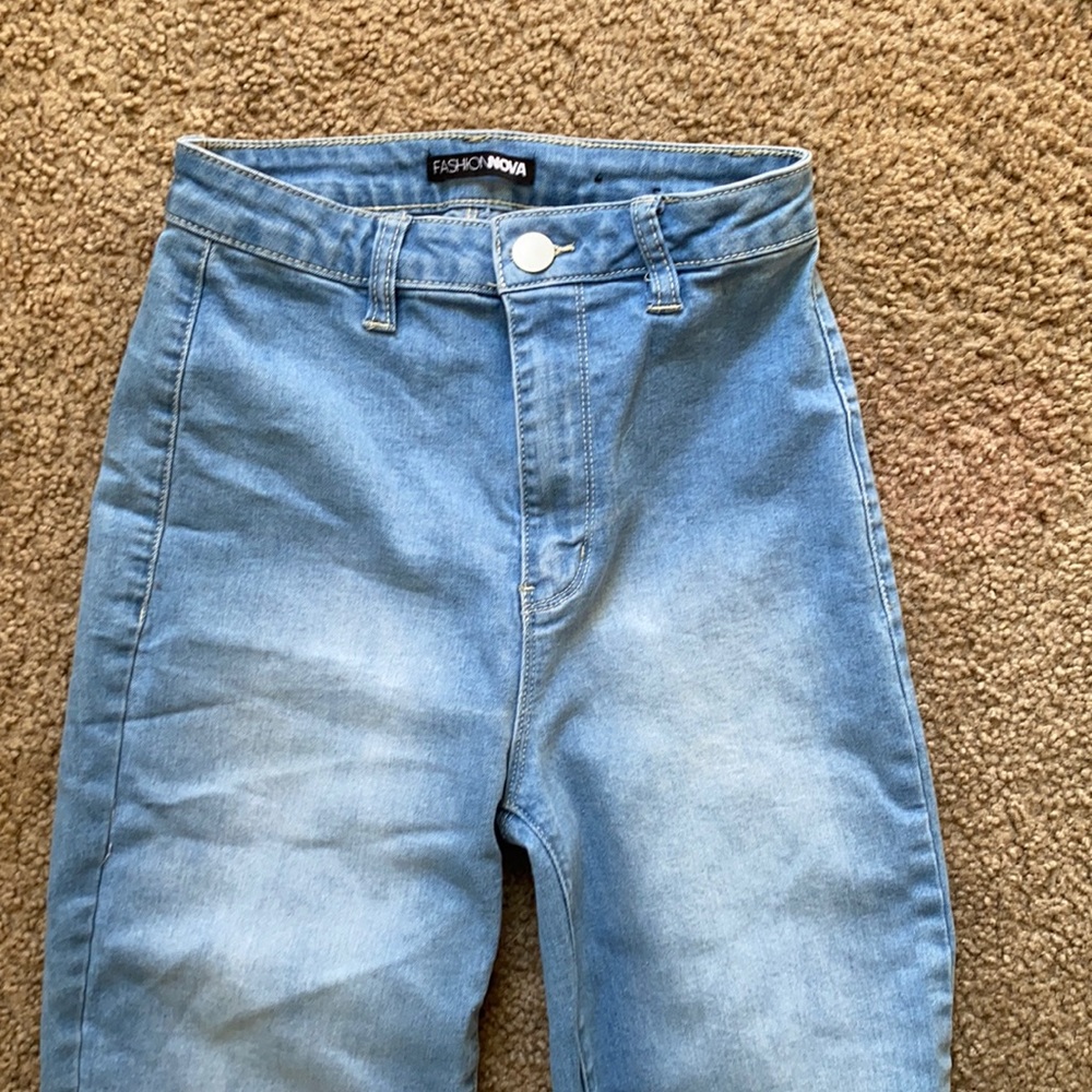 Fashion Nova Flare Pants Size 5